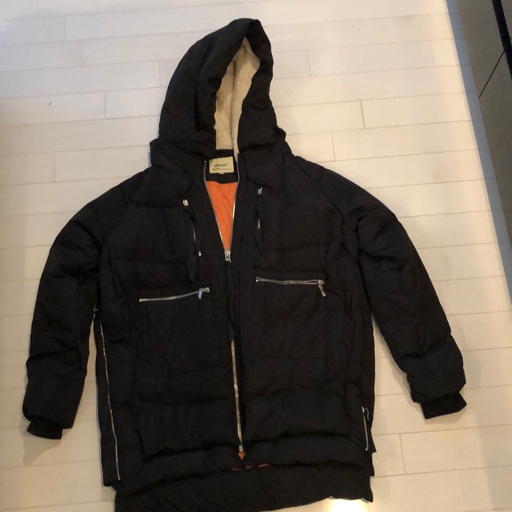 Women’s Large Amazon jacket Orolay.